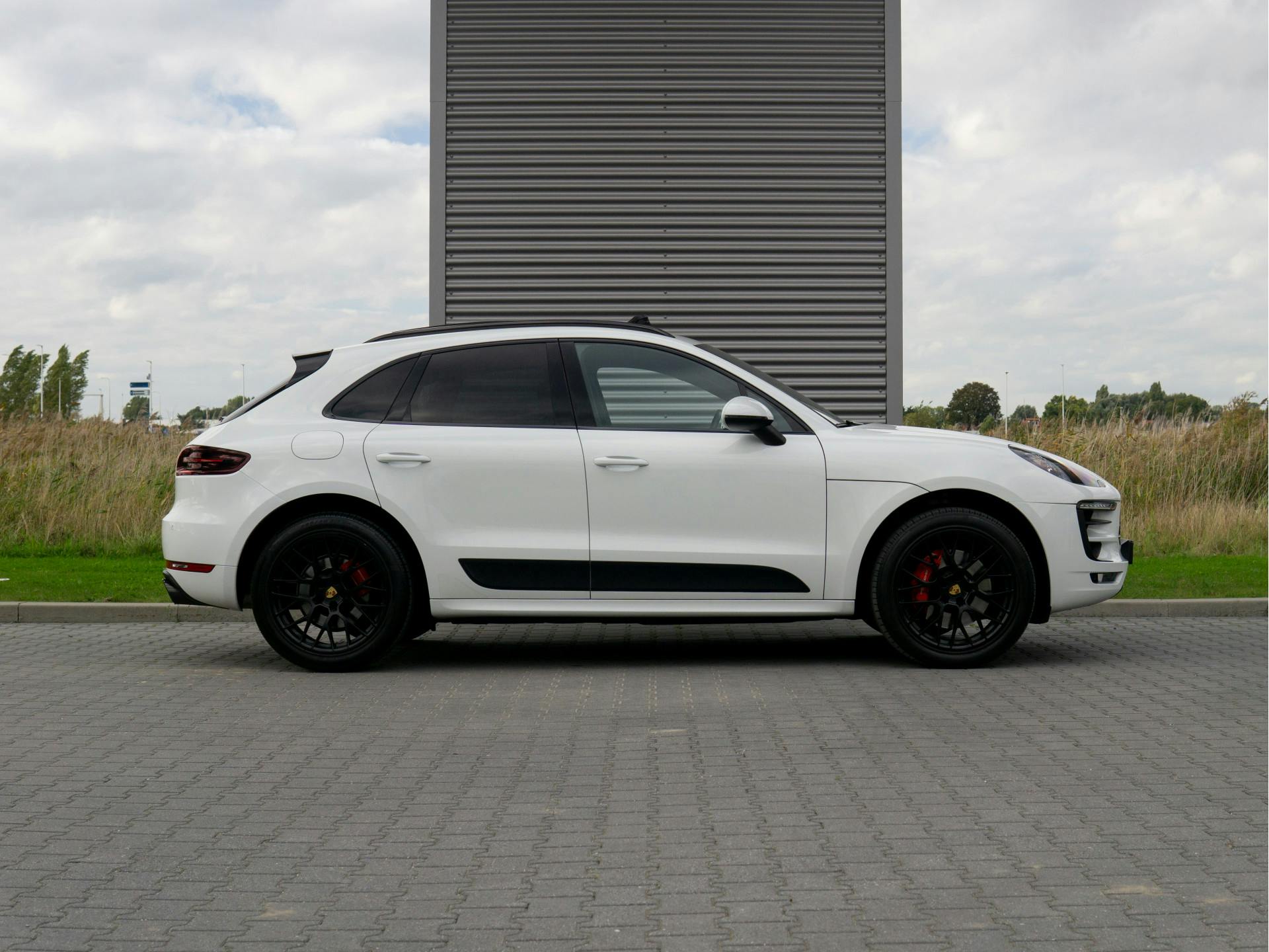 Porsche Macan 3.0 GTS | Sound Package Plus | Sportuitlaat | GTS Interieur pakket |